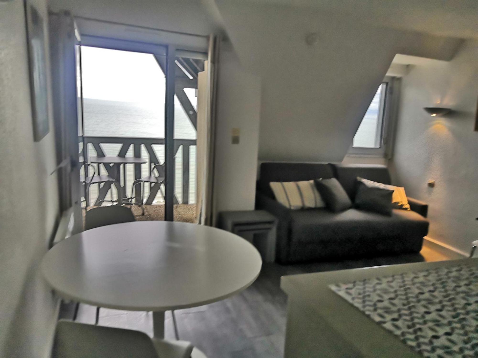 Residence "Les Tamaris" Trouville-sur-Mer Eksteriør billede